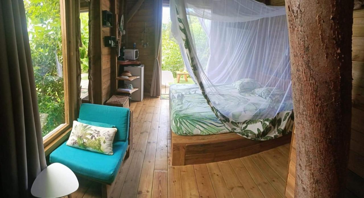 Bed and Breakfast Ali-Naïs Location Deshaies Esterno foto