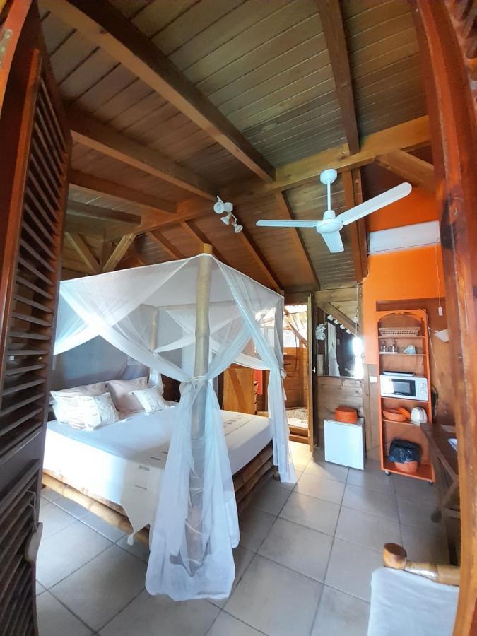 Bed and Breakfast Ali-Naïs Location Deshaies Esterno foto